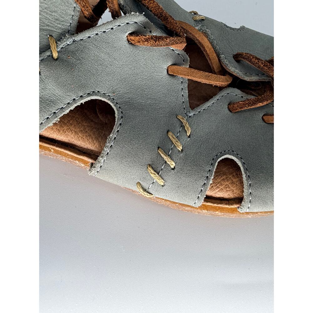 Born Leather Gladiator Ankle Sandals Women's 7 M/W Gray Suede Boho Style F25322 - Picture 10 of 12